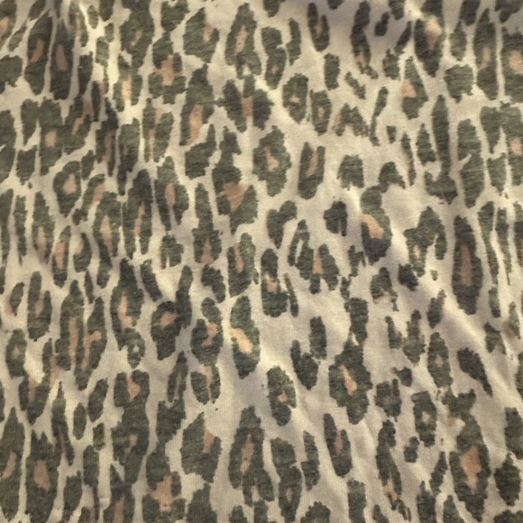 Free People oversized leopard print shirt size small Petite - Picture 3 of 3
